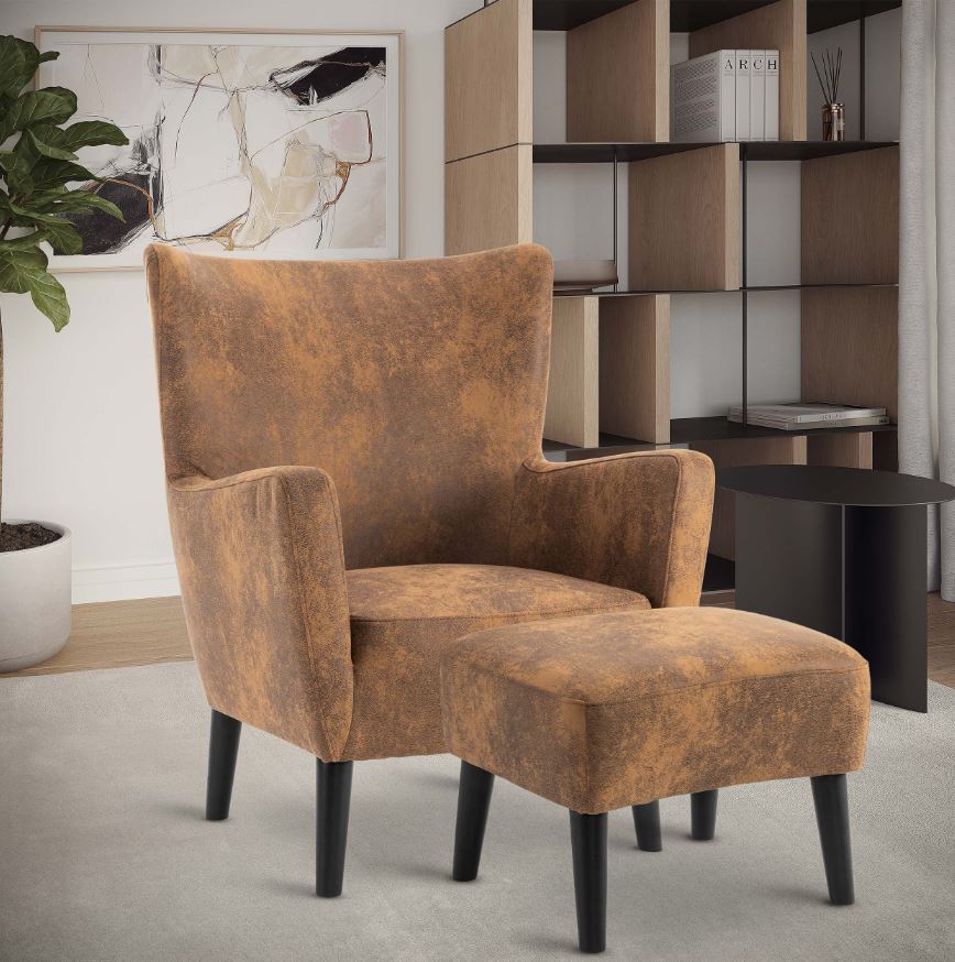 Old-Fashioned Is In: All About Wingback Chairs